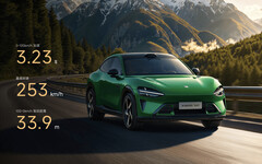 小米首款電動休旅車YU7發表日期確定 雷軍微博上親曝時間