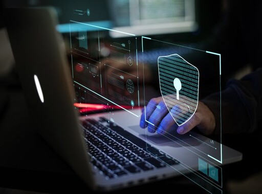 AI與協作軟體成駭客攻擊幫兇 中小企業資安事件4個月激增8500筆
