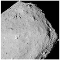 小小隕石碎片揭密地球水源！「龍宮2號」樣本顯示小行星水流延後10億年