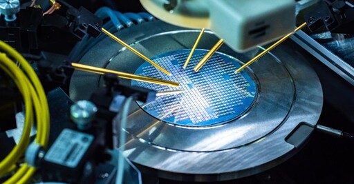 12吋矽晶圓市場上看207.9億美元 AI、車用與晶圓代工擴產成主要推力