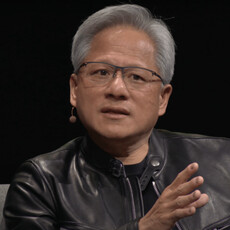 面對AI戰局不怕Google競爭 黃仁勳：輝達每天都得跑得很快！