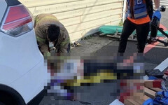台南市東區悲劇！機車騎士遭撞進轎車底下 緊急送醫後不治身亡