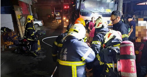 火海奪命！屏東里港鄉住宅火災濃煙竄出 72歲婦人不幸身亡