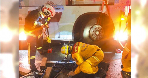 東海女大生遭公車撞斃！母淚曝「當下還活著」喊告肇事司機殺人