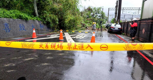 快訊／基隆瑞工隧道驚傳土石流！雙向道路封閉 現場畫面曝光