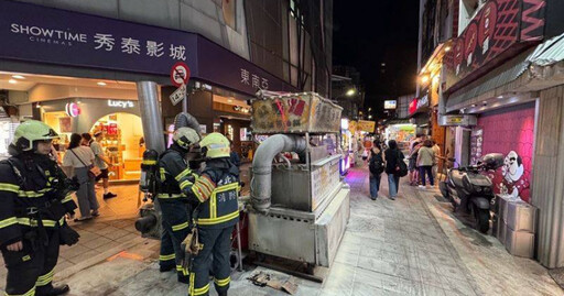 公館夜市驚險一幕！蔥油餅攤車突起火 老闆英勇撲滅火焰無人傷