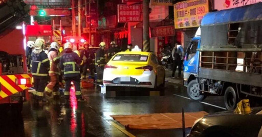 命喪輪下！8旬翁過馬路遭電動車擊落 倒地再被3車輾過斷魂