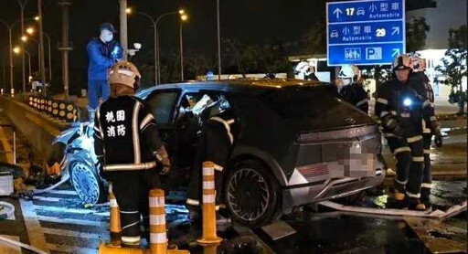 楊梅休息站電動車沒減速自撞釀2死！車禍驚悚畫面曝光