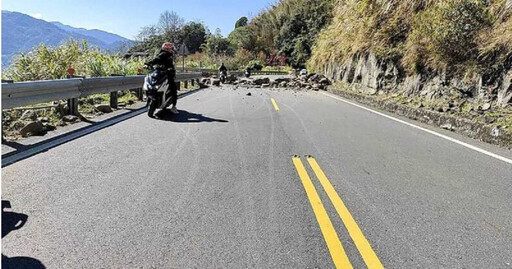 嘉義連震！阿里山公路大量落石掉落 驚悚畫面曝光