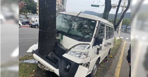 洗腎返家遇死劫！接送車失控撞樹 88歲婦人重傷不治