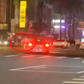 屏東深夜青少年持球棒追打鬥毆！5人險遭襲擊 驚險駕車突圍