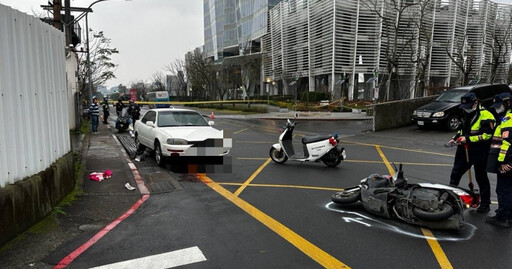 快訊／北市內湖嚴重車禍！轎車猛撞騎士 他被捲車底無生命跡象