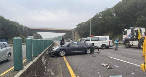 國3清水段5車追撞！賓士男「頭破血流」送醫 全線暫封閉阻通行