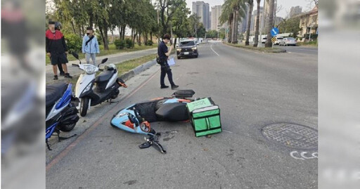 瑪利歐賽車真實版！7旬婦無照騎車「回收掉滿地」 害外送員慘摔