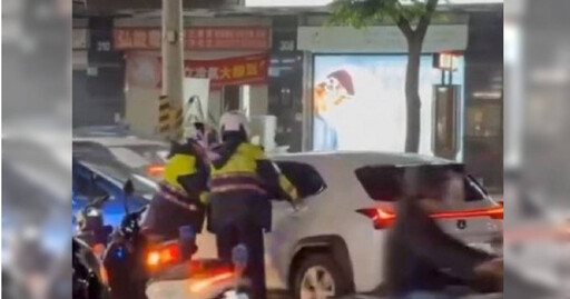又是酒駕！台南轎車「拒檢逃逸」再擊落1車 警曝酒測值慘了