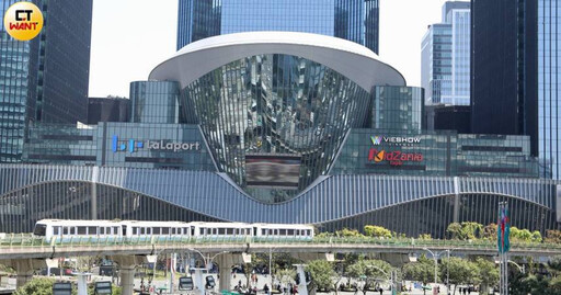 南港LaLaport才開幕1個多月 電梯停電「6人受困40分鐘」