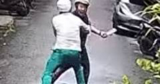 郵務士投遞遭砍殺! 按電鈴未果竟惹怒收件人「持刀」追砍