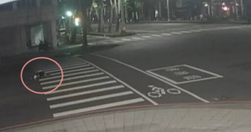 高雄兄弟吵進警局!哥突「大字形」詭躺路中 慘遭休旅車輾斃