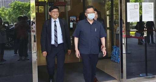 暴瘦出庭「至少減5公斤」 鄭文燦曝「有固定運動」三高不見了