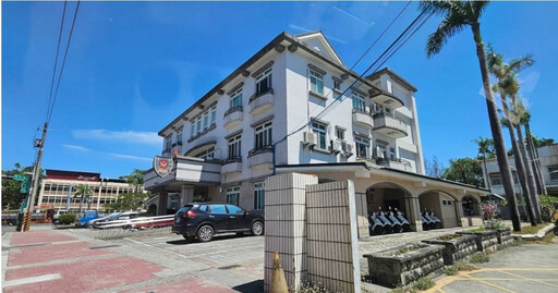 高雄髮廊離奇命案!無業男陳屍樓上房間 天熱「悶成黑腐屍」狂飄惡臭