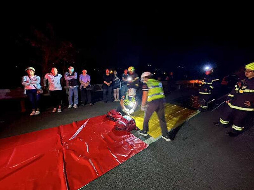 收假日凌晨國3竹山段驚傳6車連環追撞 11人傷2人送醫
