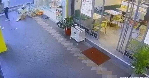 球棒男狂砸藥局疑另有隱情 老闆曾收知名網紅訊息要他「出來面對」