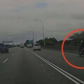 員林國道誤闖機車騎士驚魂路肩逃離 警方嚴懲罰3000元起