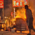 五王國小旁夜市地瓜球攤著火 目擊者曝「火焰突噴2、3層樓高」