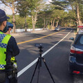 暑假警方加強取締「闖紅燈、酒駕、超速」 最高罰3萬6還要扣牌半年
