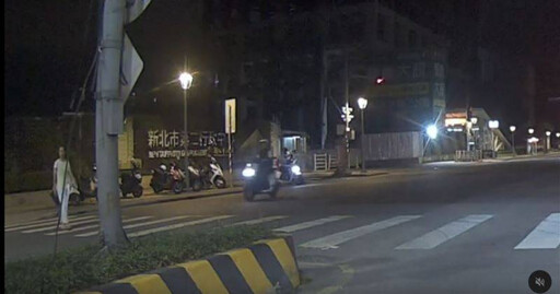 三重車禍奪命！20歲騎士闖紅燈「撞死過馬路行人」
