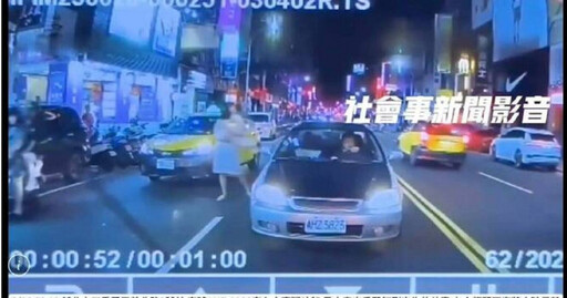 暴怒男駕車失控「掌毆嬰兒」 失望妻抱2孩路中跳車!新北警越區通報關切家暴狀況