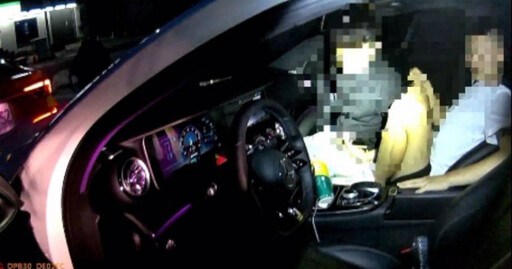 台中離譜酒駕！男閃責跳到副駕駛座 警開門驚見「男男交疊」看傻
