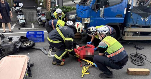 彰化祖孫返校路遇死劫 剛退休祖母遭貨車捲亡