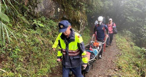 阿里山古道驚魂！7旬翁突癱軟胸悶 警消半小時急救援