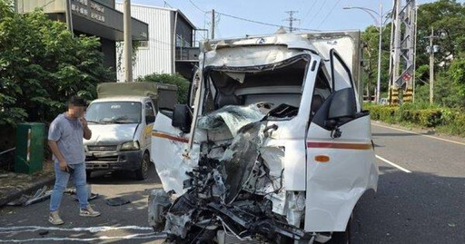 高雄大寮6車連環撞！小貨車追撞失控再掃倒路邊4車釀4傷