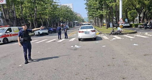 高雄78歲婦騎車疑闖紅燈 遭休旅車「攔腰猛撞」昏迷送醫搶救