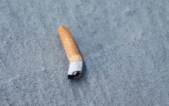 長榮航班女乘客「廁所抽電子菸」 落地遭航警查獲起訴