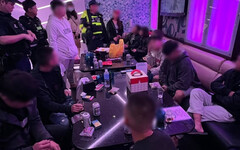 KTV生日聚會變警局續攤！4男推筒子賭博被抓 壽星蛋糕還沒切