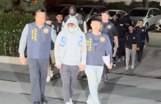 快訊/年度MVP裕隆柯旻豪被控「假球案主導者」 不配合調查首位遭羈押禁見