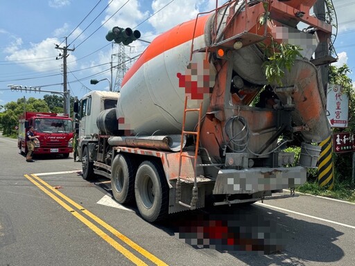 影/台南20歲阿兵哥騎車回營區...突打滑慘捲混凝土車底！ 搶救多時仍回天乏術