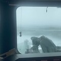 影/颱風天遇險！6貨輪南台灣海域擱淺1沉沒 9船員失蹤找回3人
