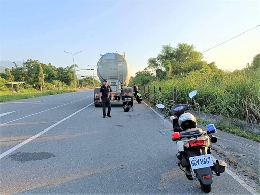 快訊/花蓮台9線驚見全裸男屍 疑遭曳引車輾過「爆頭慘死」腦組織噴出