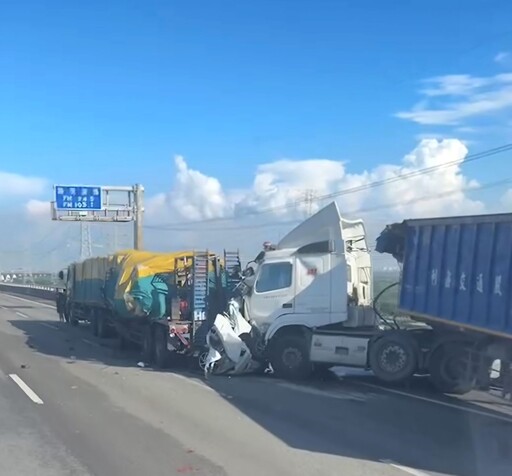 快訊/國道不平靜！國3北上194k「轎車遭2大車夾殺壓扁」駕駛不治