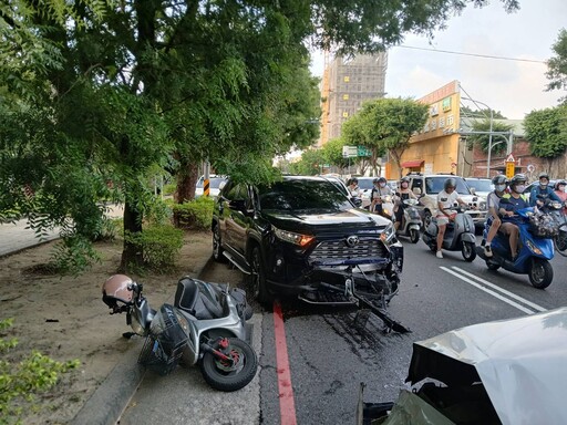 快訊/台南放學時間嚴重車禍！他逆向失控撞8車釀4人輕重傷 辯「為了閃機車」