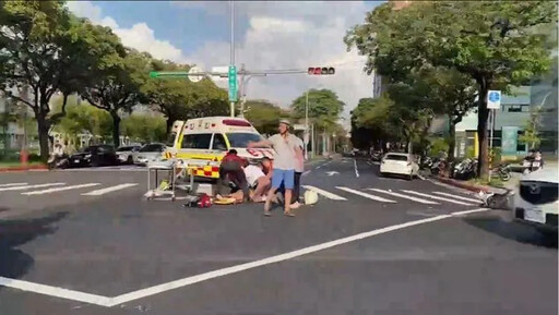 快訊/撞擊瞬間曝光！北市駕駛剛滿18歲猛撞機車 女騎士騰空摔地爆頭亡