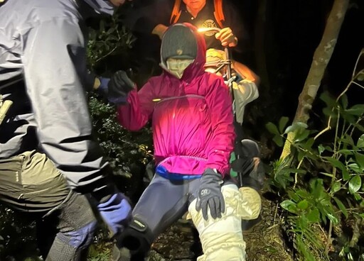 快訊/山陀兒風雨來襲前救到人！女山友墜雙龍林道10m邊坡慘骨折 奇蹟獲救