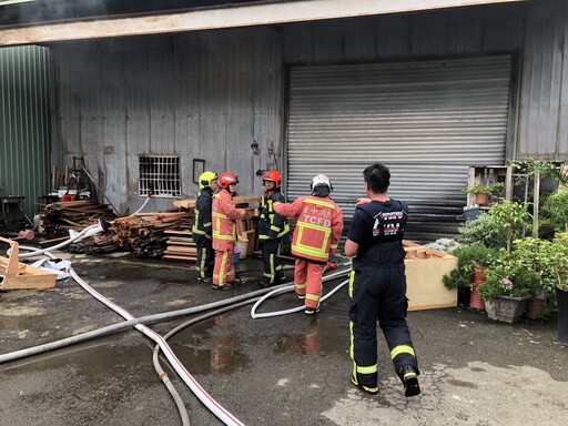 快訊/火場空拍！台中3死工廠大火 遺體蜷縮寢室、廚房及「客廳牆」…無路逃