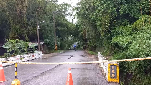 不斷更新/山陀兒坍方災情！台九丁16公里處土石流「雙向道路中斷」