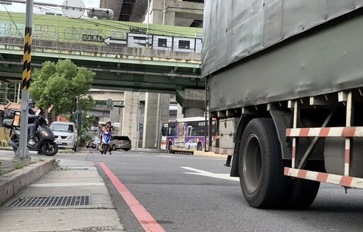 快訊/快移車！北市上午7時起紅黃線禁停 停車格恢復收費