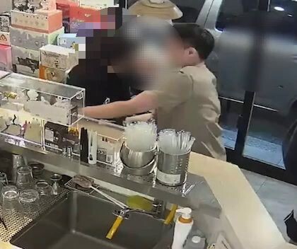 影/排不到用偷的？北市毒蟲「自取」飲料店3隻Labubu公仔 突認：我有吸毒